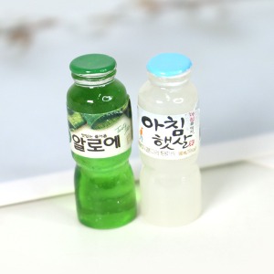 데코파츠 미니어처 - 음료 알로 햇살 미니어처 ( 2종 1세트 )